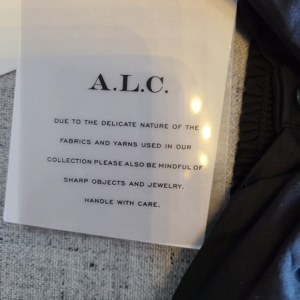 SOLD - BNWT A.L.C. Griffin front tie crop top - Picture 5 of 7